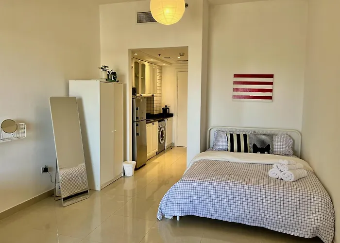 Modern Beach Stay