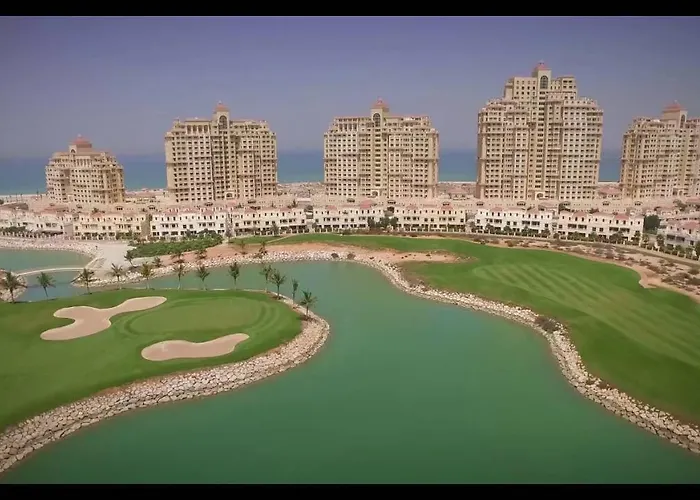 Modern Beach Stay